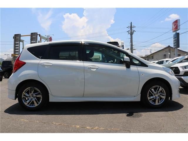 Nissan NOTE 2013-09 6156-24