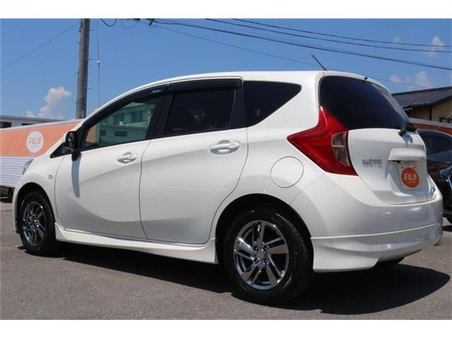 Nissan NOTE 2013-09 6156-1