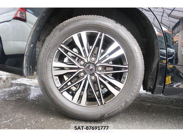 Toyota NOAH 2022-10 279532-29