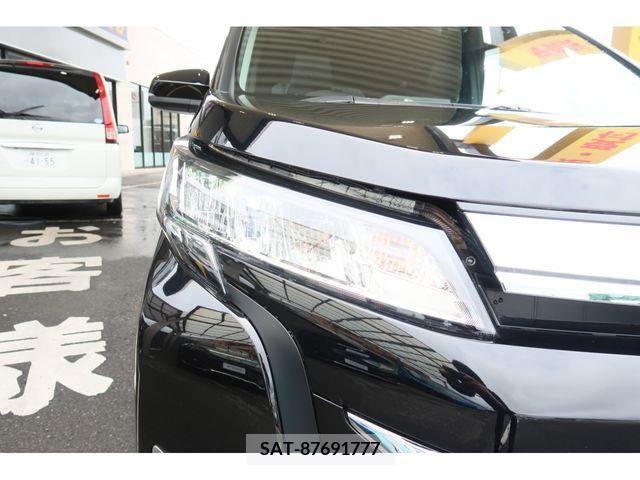 Toyota NOAH 2022-10 279532-28