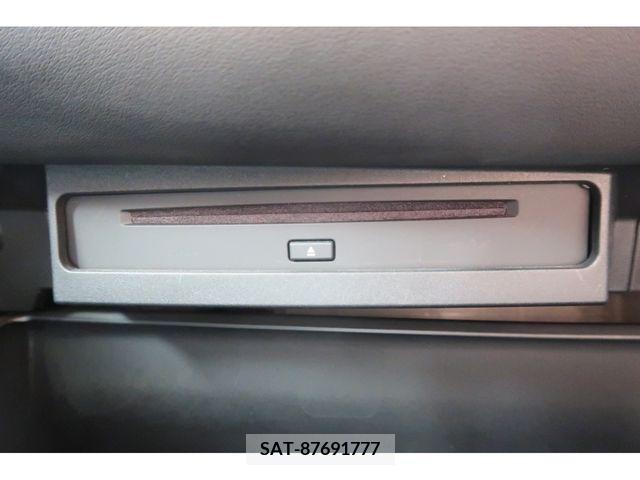 Toyota NOAH 2022-10 279532-20