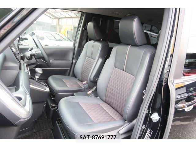 Toyota NOAH 2022-10 279532-24
