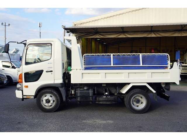 Hino RANGER 2017-08 27852-2