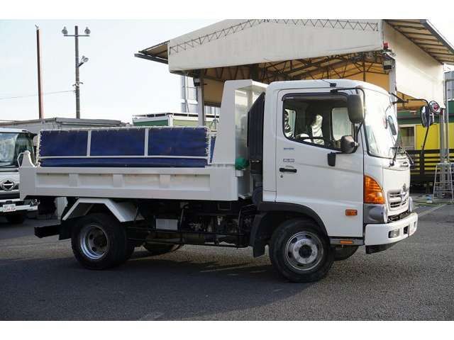 Hino RANGER 2017-08 27852-5