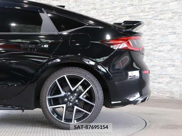 Honda CIVIC 2022-05 210747-15