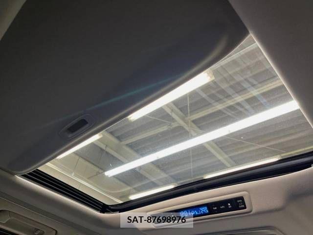 Toyota ALPHARD 2018-10 333227-3