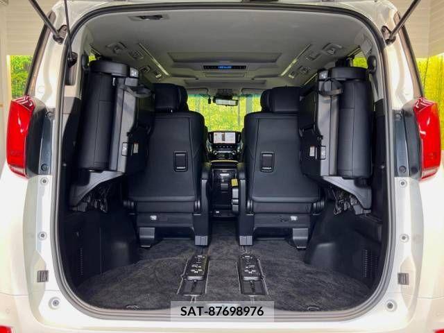 Toyota ALPHARD 2018-10 333227-11
