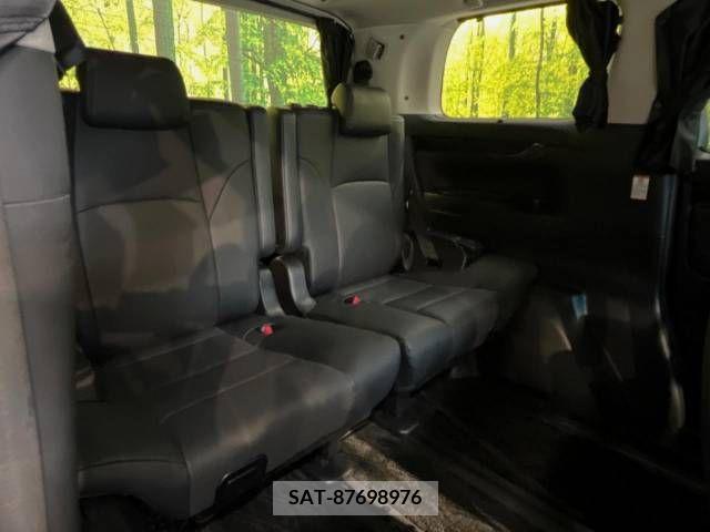 Toyota ALPHARD 2018-10 333227-10