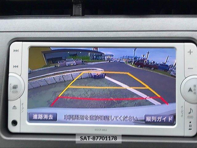 Toyota PRIUS 2013-08 366506-10