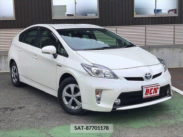 Toyota PRIUS 2013-08 366506-6