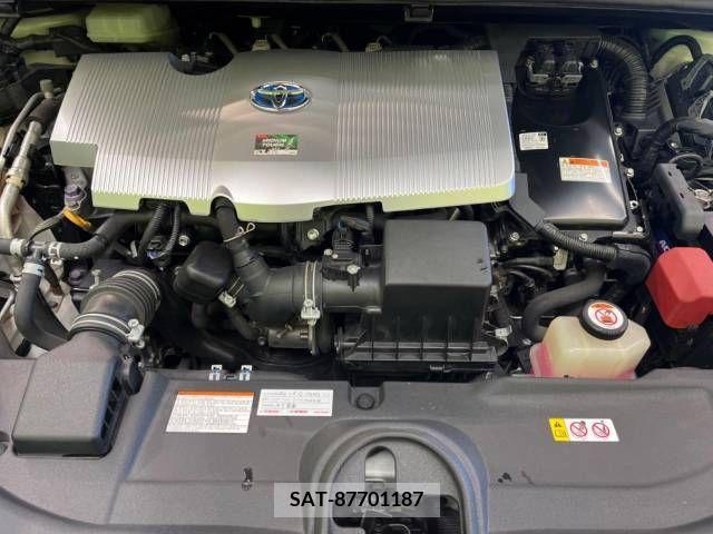 Toyota PRIUS 2017-08 244591-18