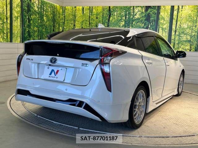 Toyota PRIUS 2017-08 244591-17
