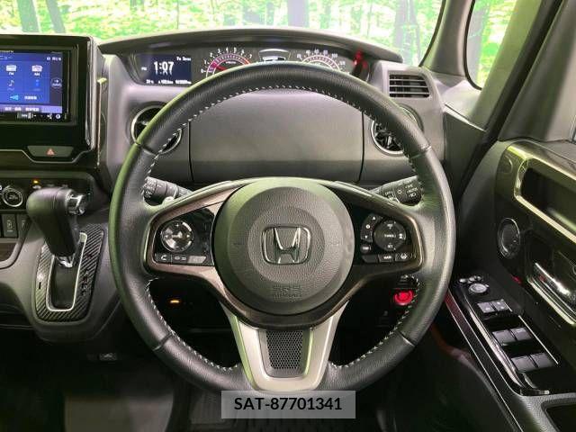 Honda N BOX CUSTOM 2017-09 379408-11