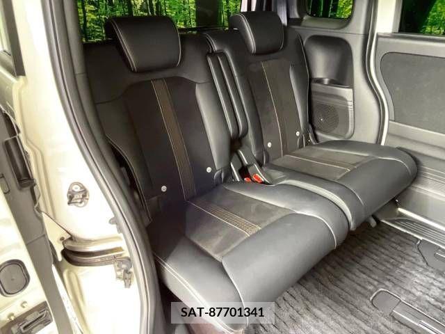 Honda N BOX CUSTOM 2017-09 379408-9