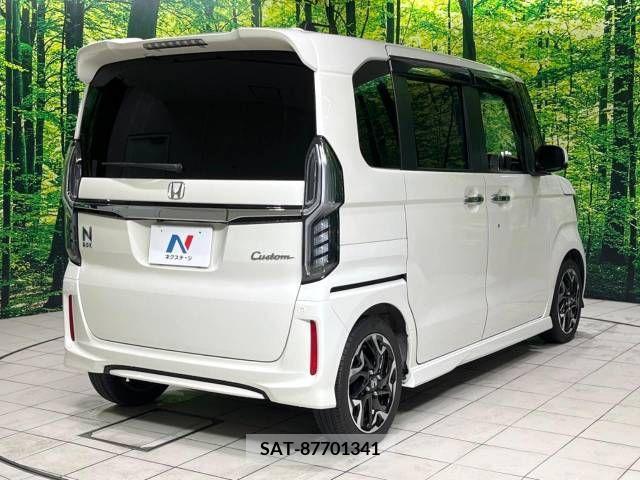 Honda N BOX CUSTOM 2017-09 379408-17