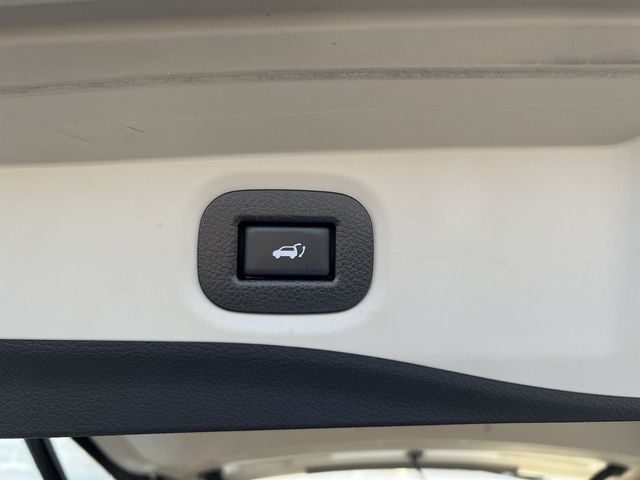 Nissan X-TRAIL 2015-09 182098-16