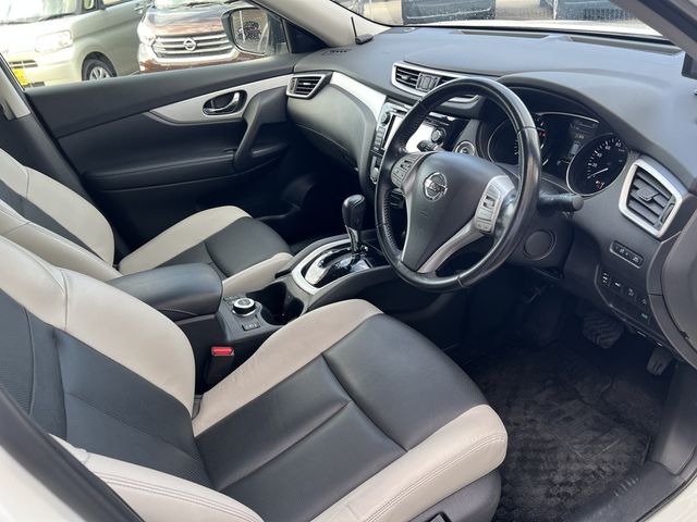 Nissan X-TRAIL 2015-09 182098-6