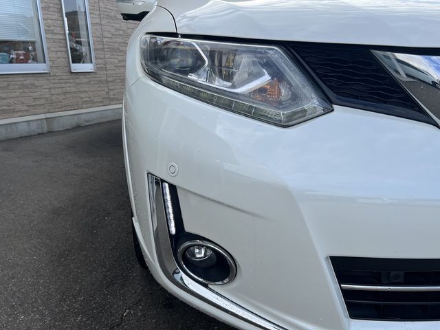 Nissan X-TRAIL 2015-09 182098-19
