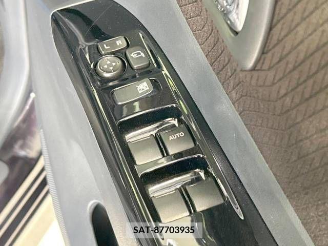 Nissan ROOX 2012-01 324226-7