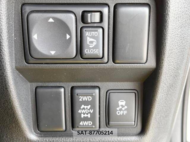 Nissan JUKE 2013-07 329403-4