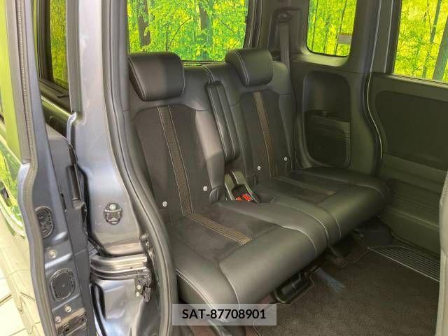 Honda N BOX CUSTOM 2018-06 307169-9