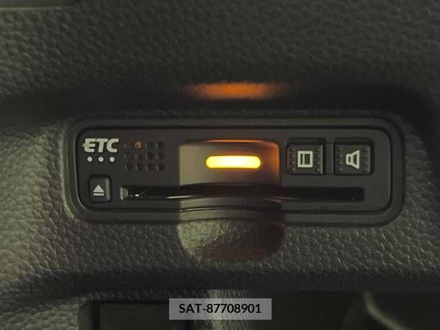 Honda N BOX CUSTOM 2018-06 307169-6