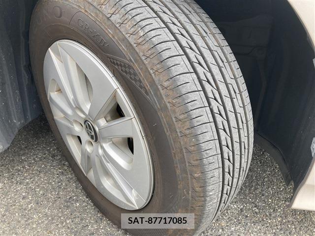 Toyota PRIUS 2016-01 322330-6