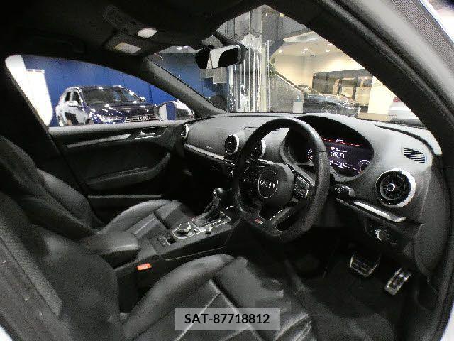 Audi S3 2017-05 338971-11
