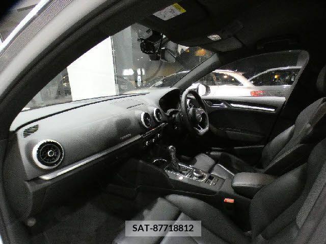 Audi S3 2017-05 338971-1