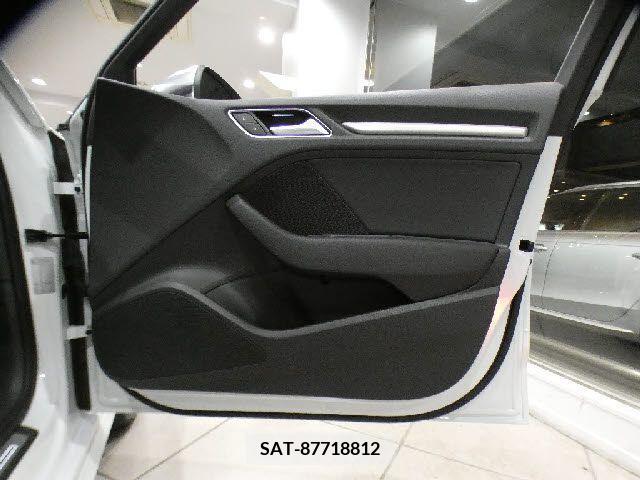 Audi S3 2017-05 338971-22