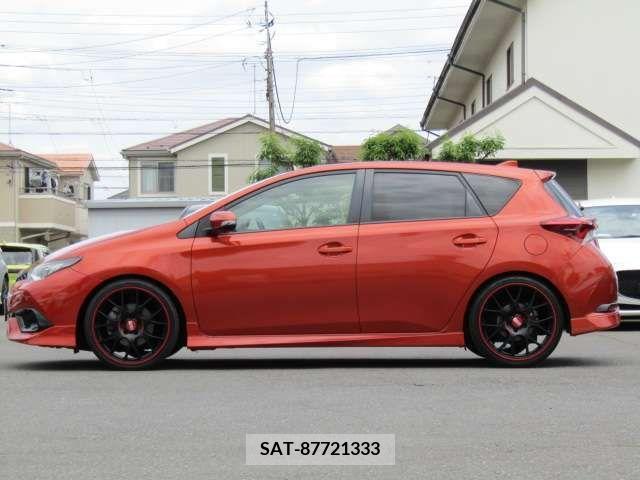 Toyota AURIS 2015-04 292953-4