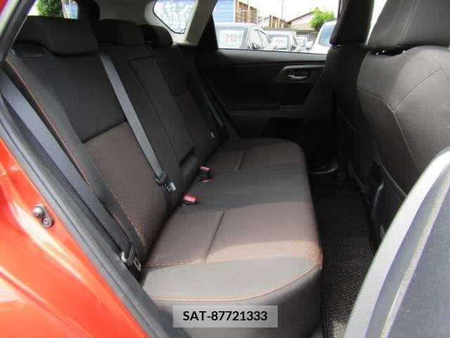 Toyota AURIS 2015-04 292953-18
