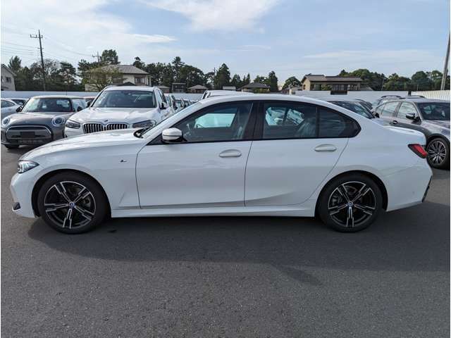 Bmw 3 SERIES 2022-11 10661-3