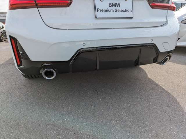 Bmw 3 SERIES 2022-11 10661-12