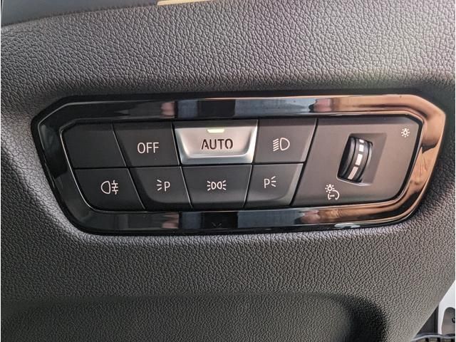 Bmw 3 SERIES 2022-11 10661-22