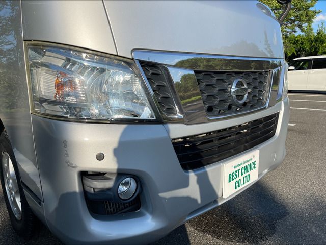Nissan NV350 Caravan 2013-06 4217-14