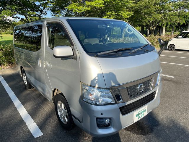 Nissan NV350 Caravan 2013-06 4217-12