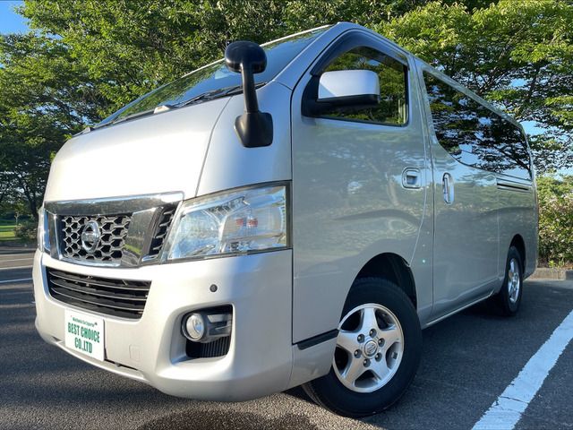 Nissan NV350 Caravan 2013-06 4217-2