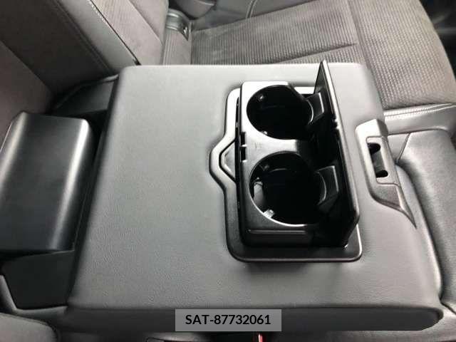 Audi Q5 2019-06 212993-25