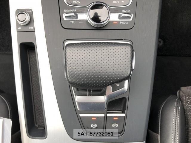 Audi Q5 2019-06 212993-16