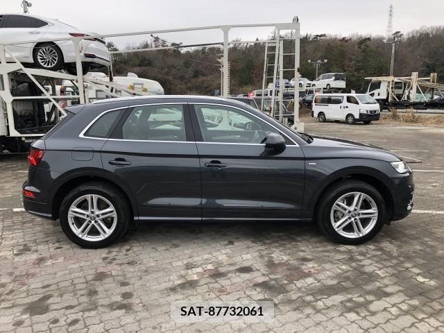 Audi Q5 2019-06 212993-6