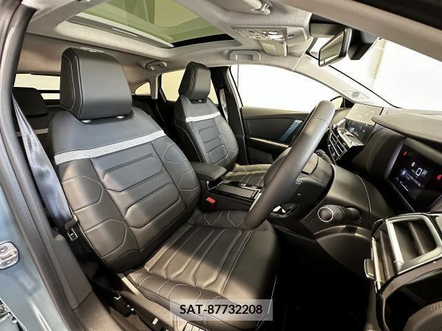 Citroen C4 2023-03 357918-8