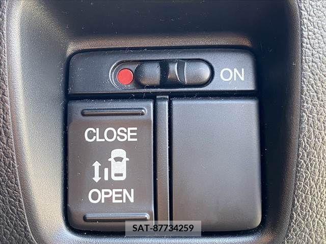 Honda N BOX CUSTOM 2013-02 364763-2