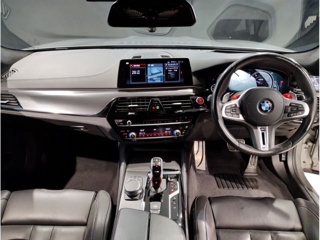Bmw M5 2018-12 181436-1
