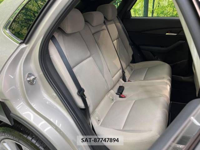 Mazda CX-30 2022-02 340560-9