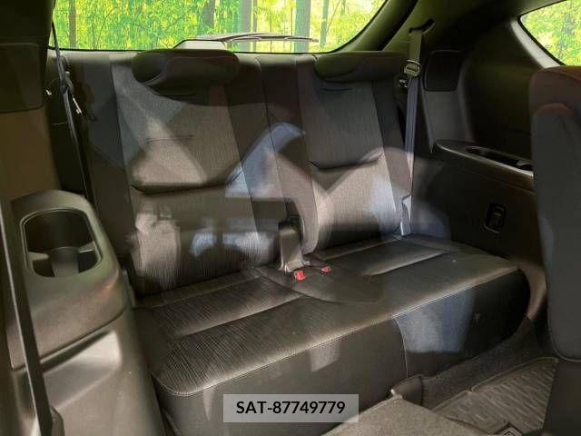 Mazda CX-8 2018-10 325750-10