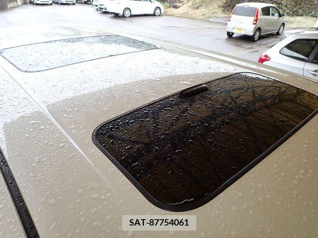 Toyota VELLFIRE 2016-12 340937-8