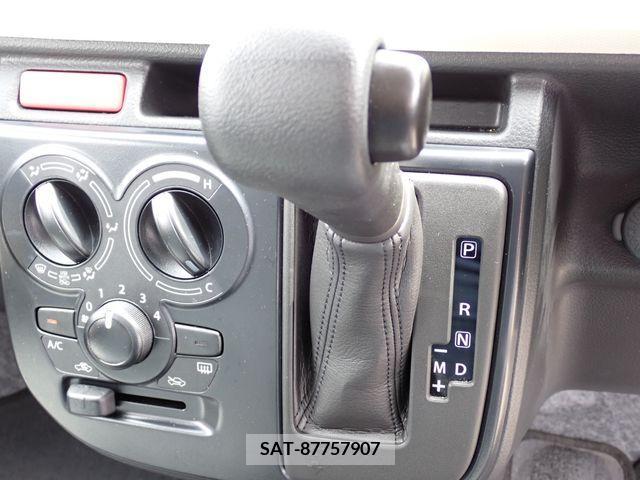 Suzuki ALTO 2017-02 305034-10