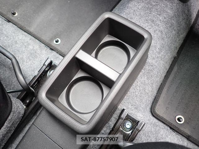 Suzuki ALTO 2017-02 305034-8