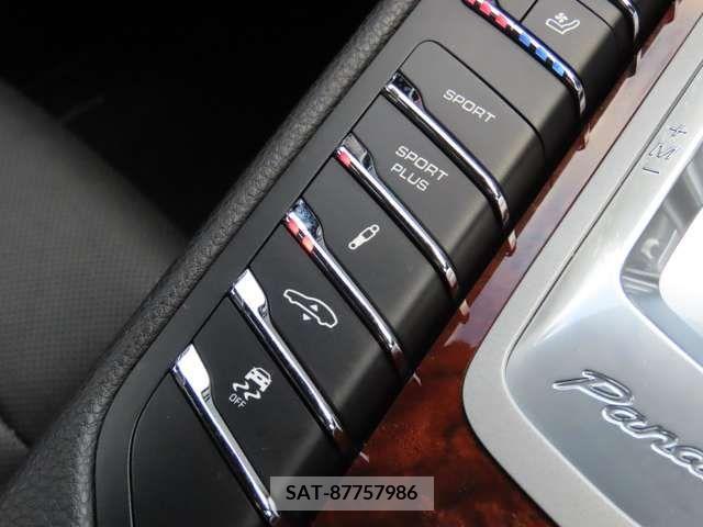 Porsche PANAMERA 2013-12 235538-8